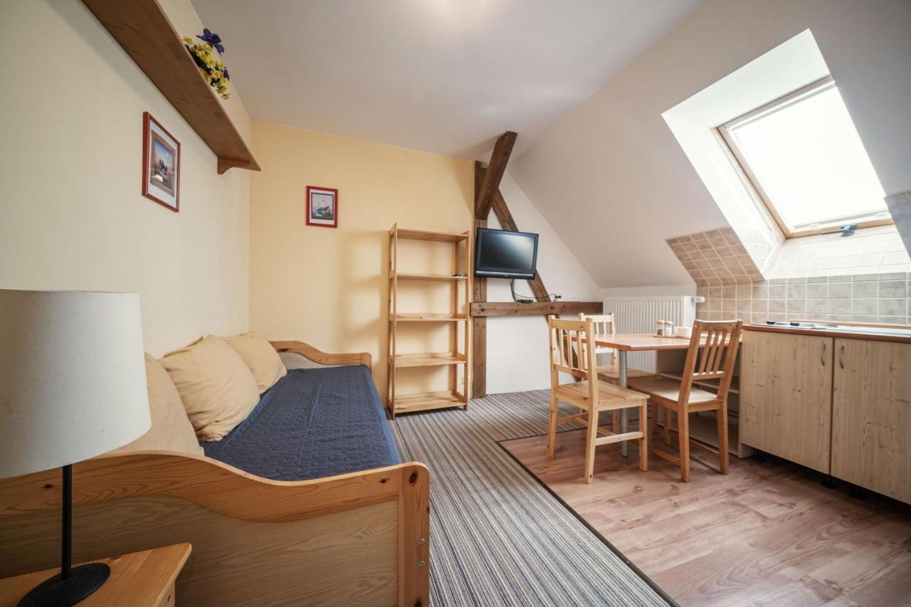 Apartmany Rubinovi Horejsi Vrchlabi エクステリア 写真