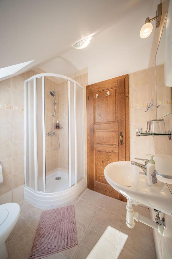 Apartmany Rubinovi Horejsi Vrchlabi エクステリア 写真